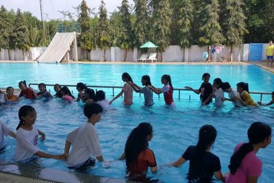 Hướng dẫn dạy, học bơi- Swimming lesson plans (2 files: doc and ppt)